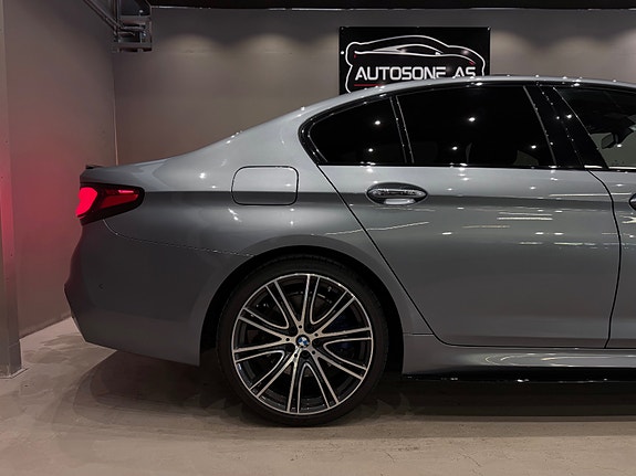 BMW 530e 13 of 30