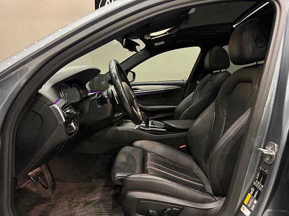 BMW 530e 15 of 30