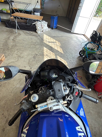 Yamaha YZF-R1 6 of 7