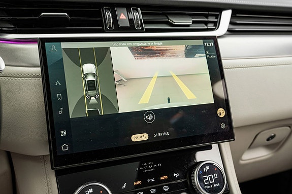 Jaguar F-PACE 14 of 27