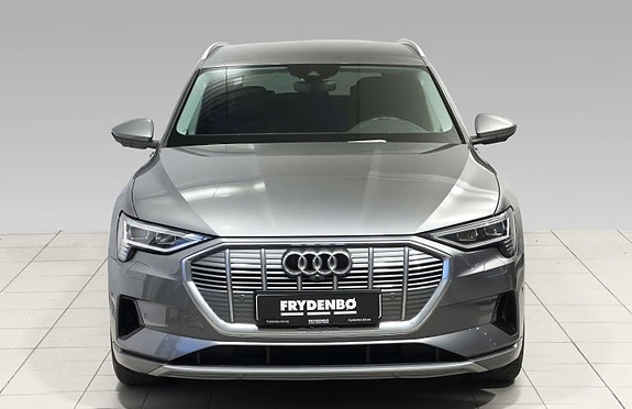 Audi e-tron 2 of 6