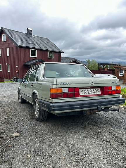 Volvo 760 6 of 13