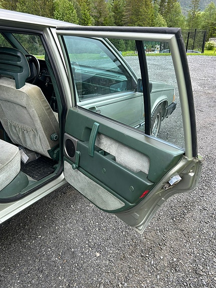 Volvo 760 8 of 13