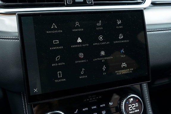 Jaguar F-PACE 14 of 30