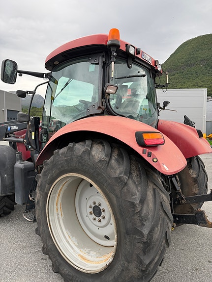 CASE IH Maxxum 140 5 of 10