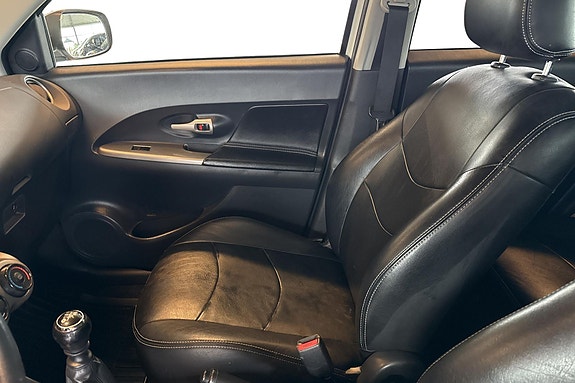 Toyota Urban Cruiser 16 of 24