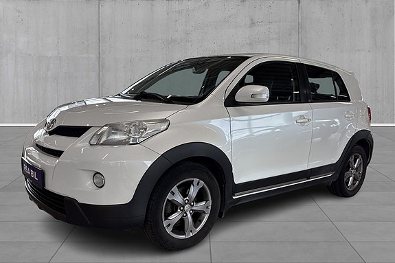 Toyota Urban Cruiser 3 of 24