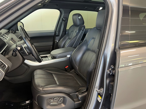 Land Rover Range Rover Sport 20 of 30