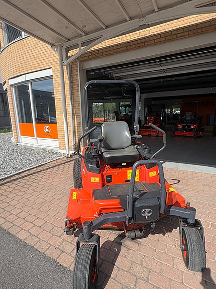 Kubota ZD326 Zero turn - Diesel! 4 of 17