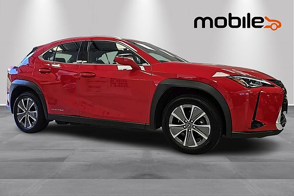 Lexus UX300e 2 of 25