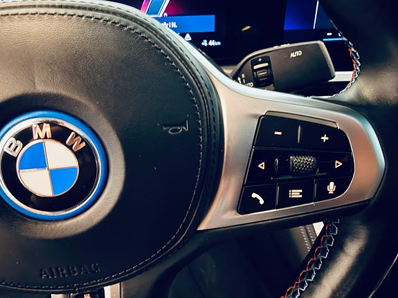 BMW i4 17 of 30
