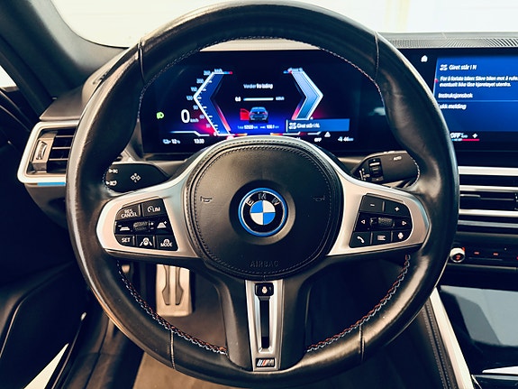 BMW i4 12 of 30