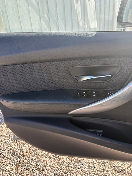 BMW 316i 23 of 30