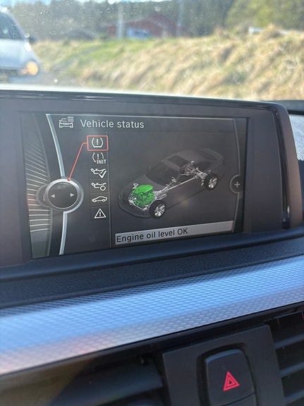 BMW 316i 13 of 30