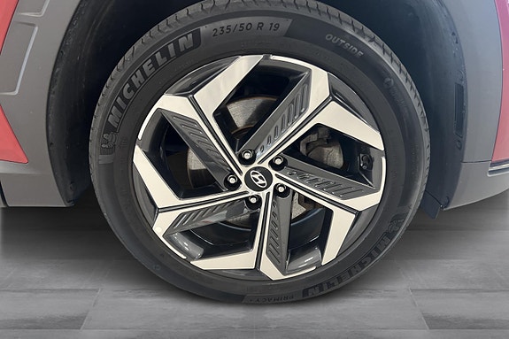 Hyundai Tucson 24 of 27