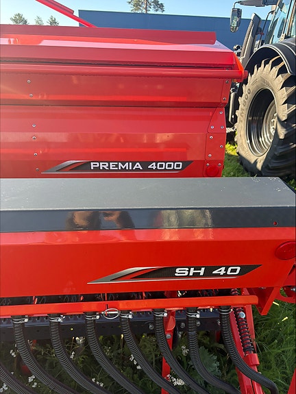 Kuhn Premia 4000 32 MD 2023, kr 295 000,-