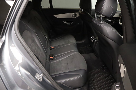 Mercedes-Benz GLC350 e 24 of 30