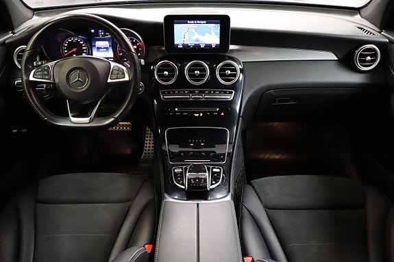 Mercedes-Benz GLC350 e 3 of 30