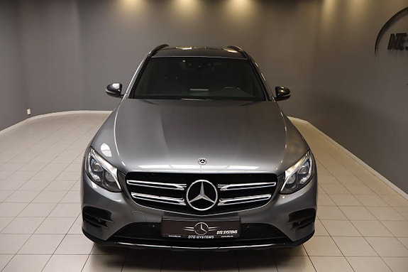 Mercedes-Benz GLC350 e 17 of 30