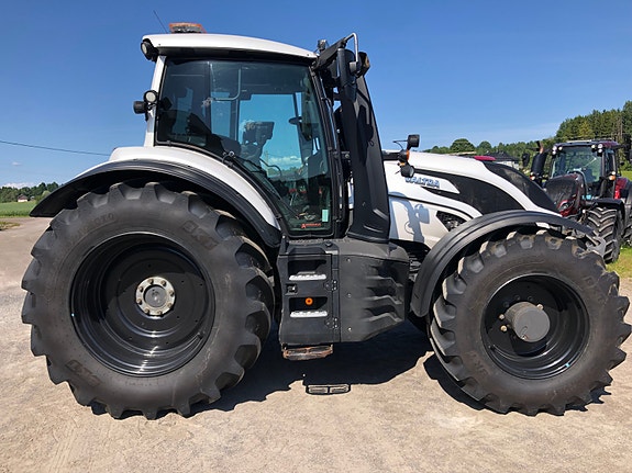 Valtra T235 Direct. GPS/ autostyring klargjort. 2022, kr 1 449 000,-