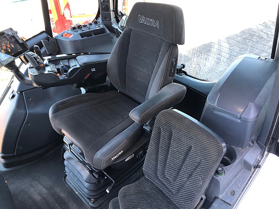 Valtra T235 Direct. GPS/ autostyring klargjort. 2022, kr 1 449 000,-