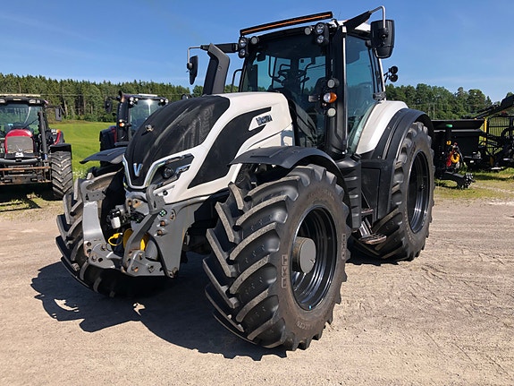 Valtra T235 Direct. GPS/ autostyring klargjort. 2022, kr 1 449 000,-