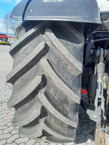 Valtra T235 Direct. GPS/ autostyring klargjort. 2022, kr 1 449 000,-
