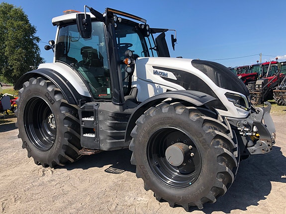 Valtra T235 Direct. GPS/ autostyring klargjort. 2022, kr 1 449 000,-