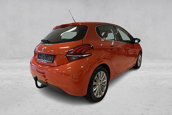 Peugeot 208 5 of 20
