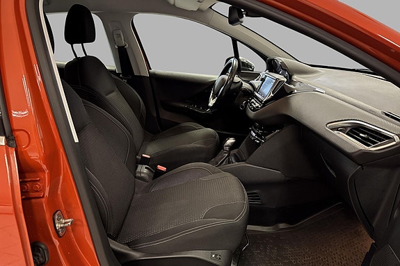 Peugeot 208 10 of 20