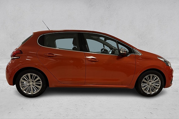 Peugeot 208 6 of 20