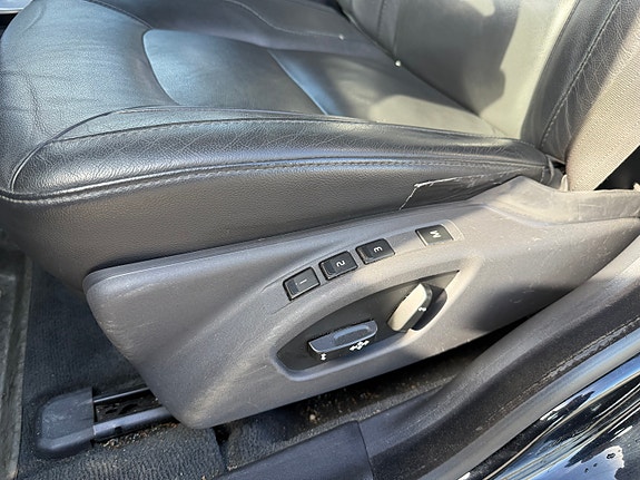 Volvo V70 11 of 23