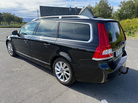 Volvo V70 6 of 23