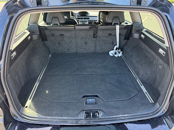 Volvo V70 8 of 23