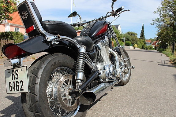 Suzuki INTRUDER 20 of 22