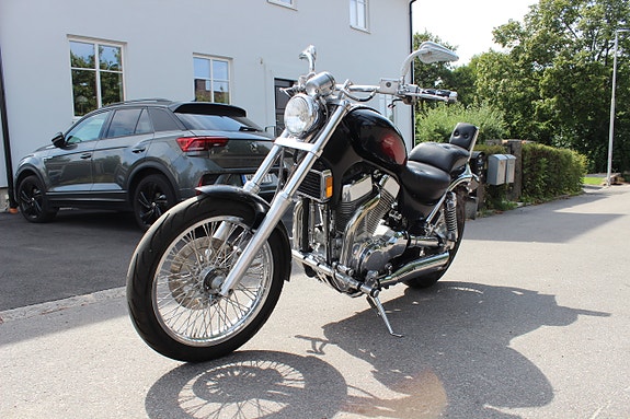 Suzuki INTRUDER 14 of 22