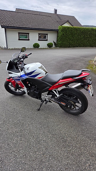 Honda CBR 500 R 2 of 6