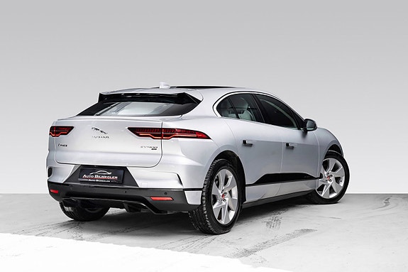 Jaguar I-PACE 2 of 30