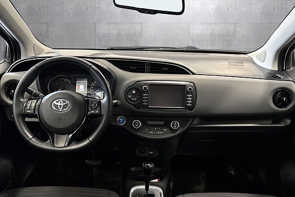 Toyota Yaris 9 of 29