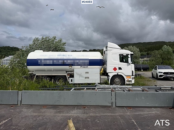 Scania R124 6x2 tankbil. Kan kjøpes som chassi! 3 of 30