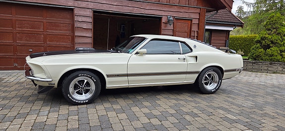 Ford Mustang 5 of 27
