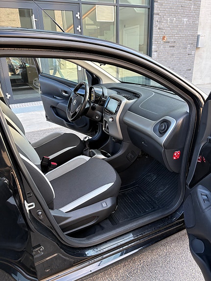 Toyota Aygo 10 of 29
