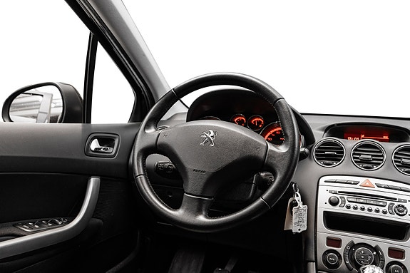 Peugeot 308 13 of 15