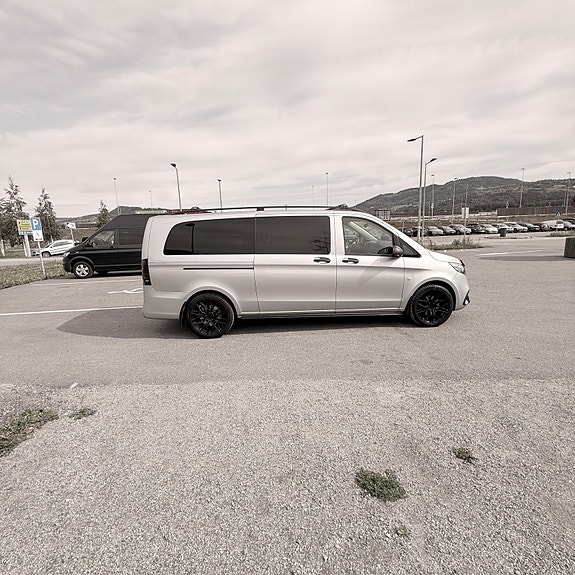 Mercedes-Benz Vito 119 8 of 30