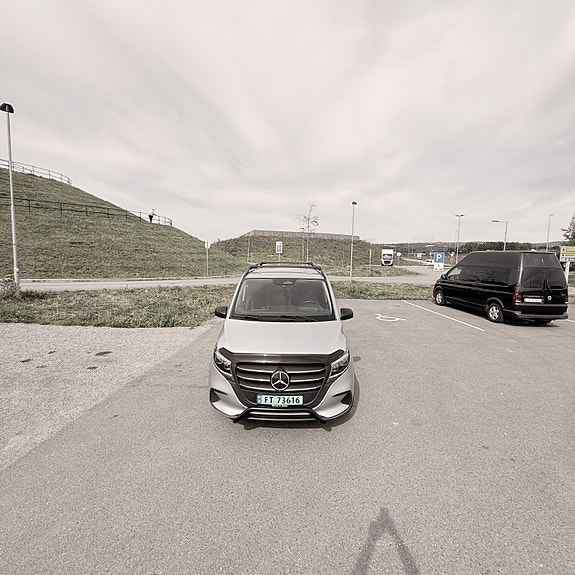 Mercedes-Benz Vito 119 4 of 30