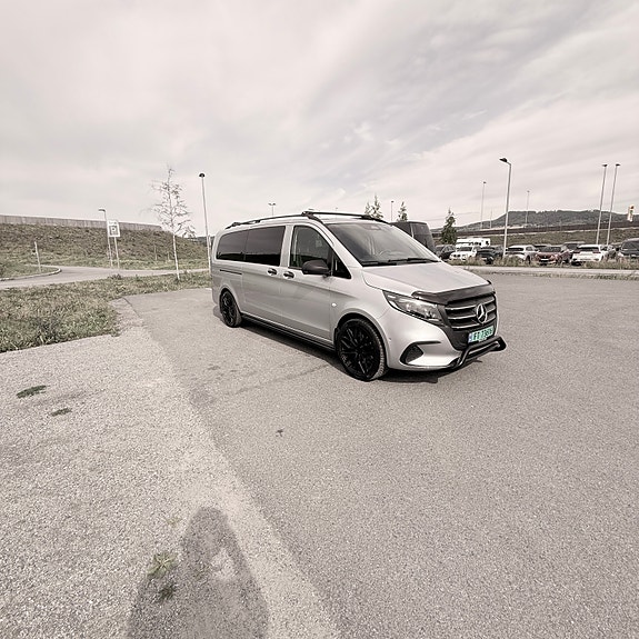 Mercedes-Benz Vito 119 2 of 30