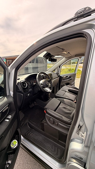 Mercedes-Benz Vito 119 15 of 30
