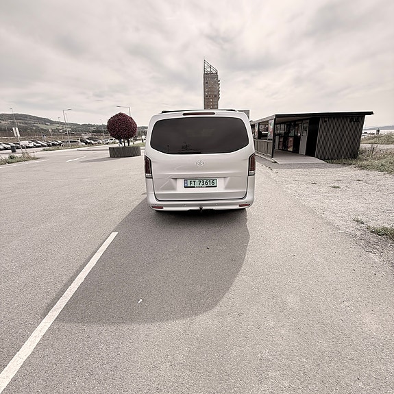 Mercedes-Benz Vito 119 9 of 30
