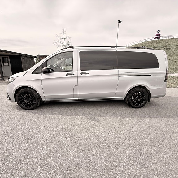 Mercedes-Benz Vito 119 30 of 30