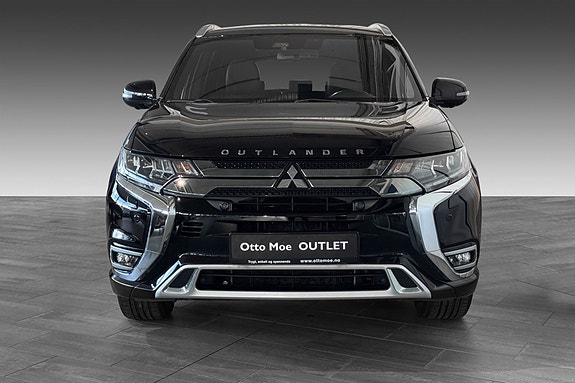 Mitsubishi Outlander 4 of 30